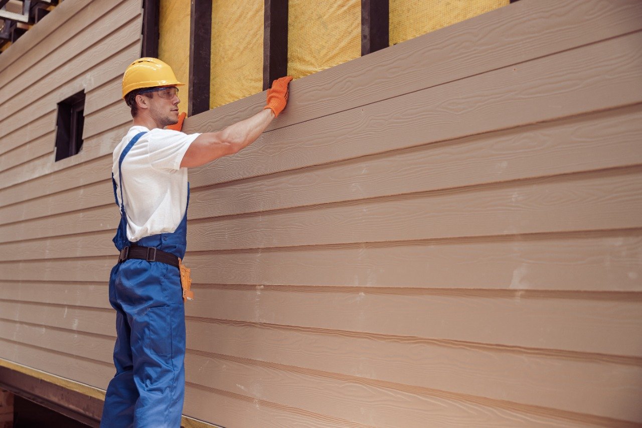 You Need to Know About Siding Repair